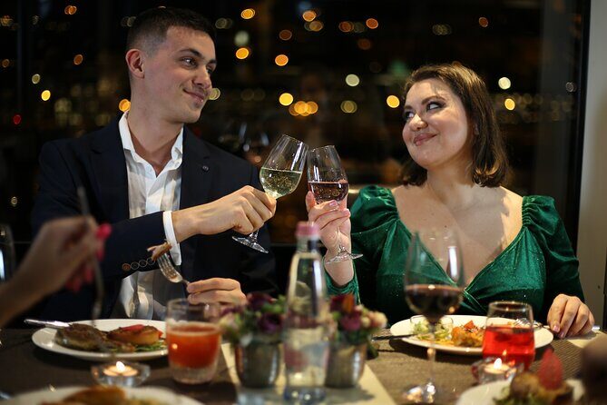 4 Course Dinner Cruise with Operetta, Folk Show and Welcome Drink - The 4-Course Dinner: What You’ll Actually Taste