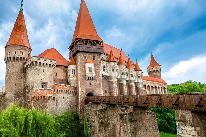 4 days Transylvania Tour From Budapest to Bucharest - Timisoara Historical Center: Architecture You Can Read in 3 Hours