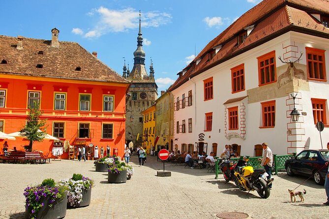4 days Transylvania Tour From Budapest to Bucharest - The Guide Factor: Why Alex-Style Touring Helps