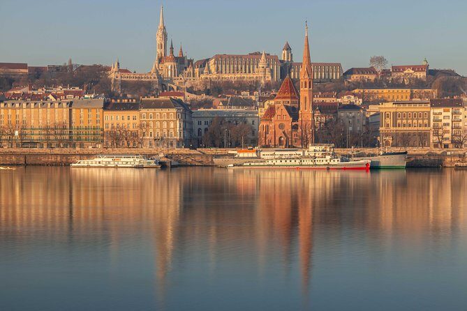 4 hours long private minivan tour in Budapest - Who should book this private minivan tour?