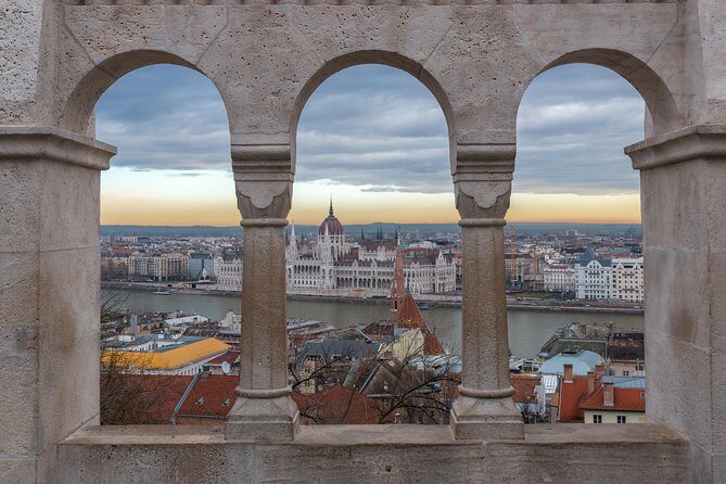 4 hours long private walking tour in Budapest - Key highlights that make this tour worth it