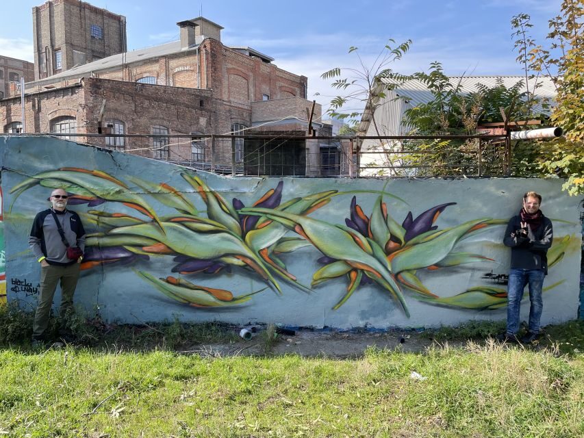 Alternative Bike tour: Graffiti Wall and Peace - Key things I’d plan around
