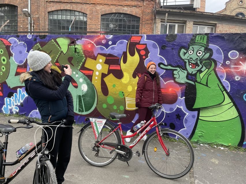 Alternative Bike tour: Graffiti Wall and Peace - Meeting your guide at the bike shop (and what to expect right away)