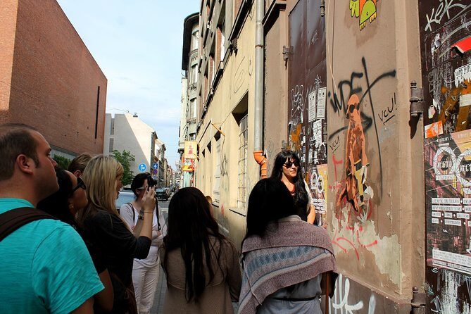 Alternative Budapest Walking Tour - The Jewish District route: squats, cultural centers, and abandoned synagogues