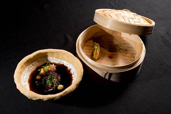 Audio visual multi-sensory chefs journey dinner experience - Who should book this Budapest chef’s journey dinner