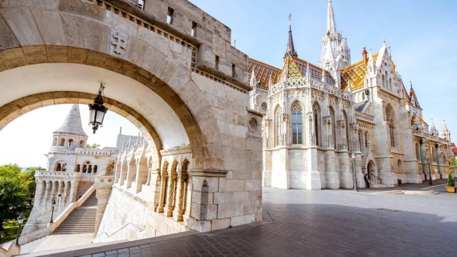 Best of Budapest: Private Walking Tour with a Local - Timing Matters: Choosing 1 to 6 Hours Without Getting Tired