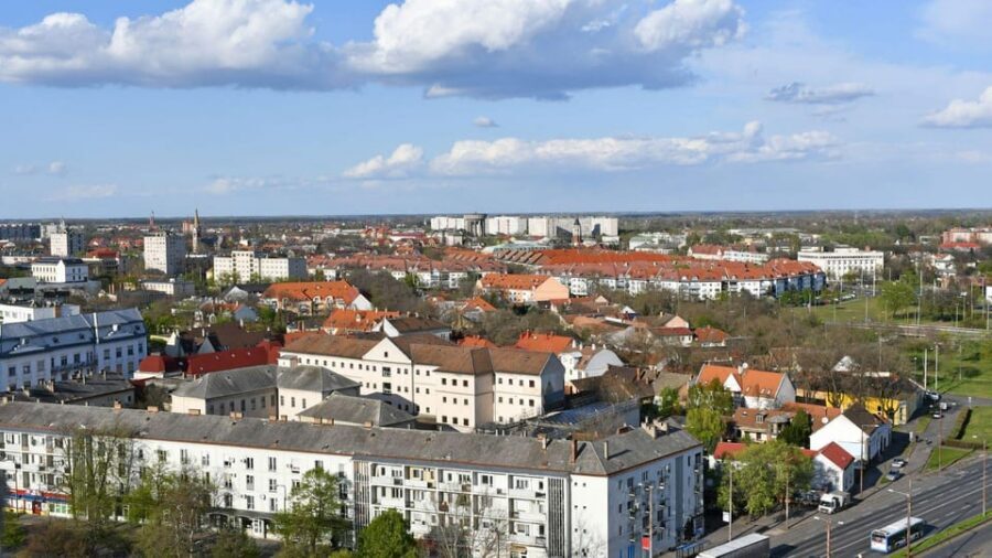 Best of Debrecen: Private Walking Tour with a Local - How long should you book: 1 hour vs 6 hours