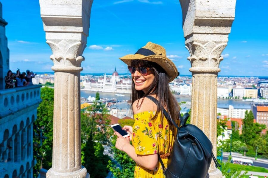 Buda Castle District and Matthias Church Private Tour - Matthias Church: Skip the Ticket Office, Then Enjoy the Details
