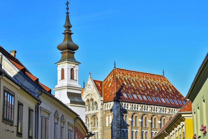 Buda Castle Walking Tour with Audioguide on Your Smartphone - What to bring (so your phone doesn’t ruin the day)