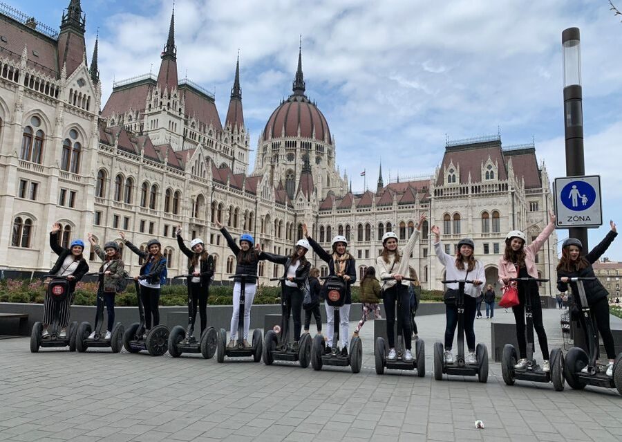 Budapest: 1 Hour Segway Tour - Parliament Hightails - The sunset factor: why timing can matter even in one hour
