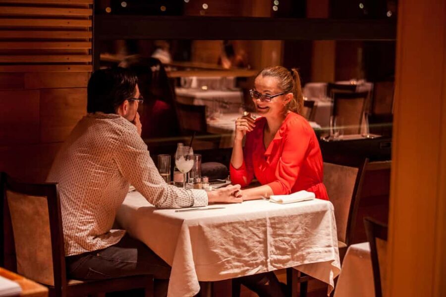 Budapest: 3-Course Dinner for 2 - stationary Boat Restaurant - FAQ