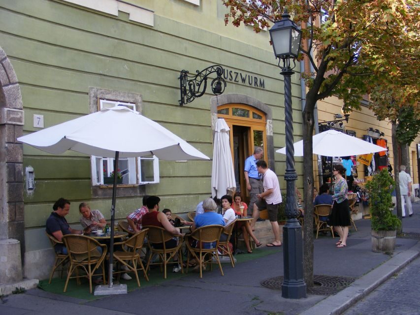 Budapest 3-Hour Private Walking Tour with Route Options - Choosing your 3-hour route: Pest, Buda, Jewish Quarter, or shopping