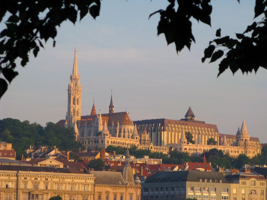 Budapest: 3-Hour Walking Tour of Pest with a Historian - Pest vs. Buda: Why This Side of Budapest Feels Different