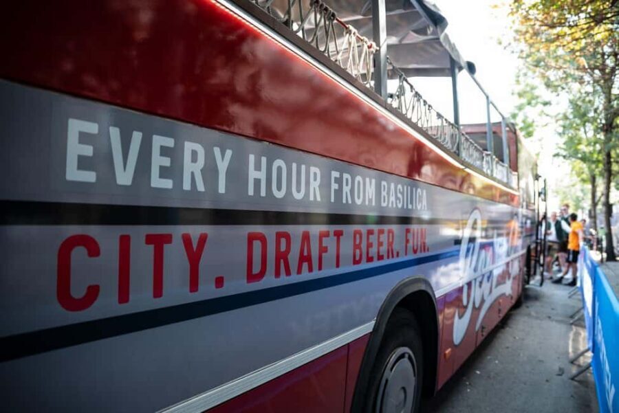 Budapest: BeerBus Sightseeing Tour with unlimited beer - Gellért Hill and the Look Back Over the City