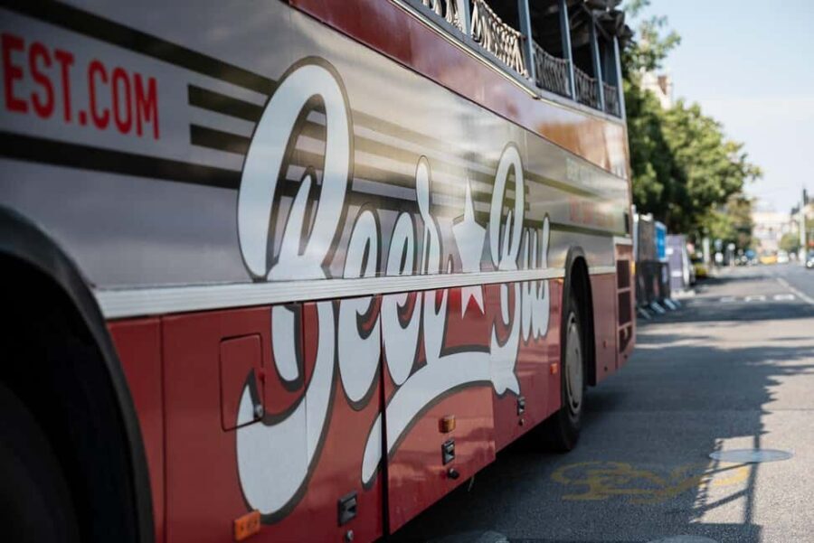 Budapest: BeerBus Sightseeing Tour with unlimited beer - Where You Board: Bajcsy-Zsilinszky út 18