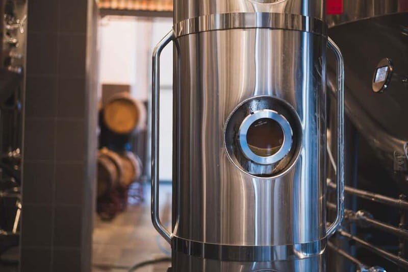 Budapest: Brewery Tour at "First Craft Beer" & Beer Tasting - A modern craft brewery tour that teaches you how beer actually gets made