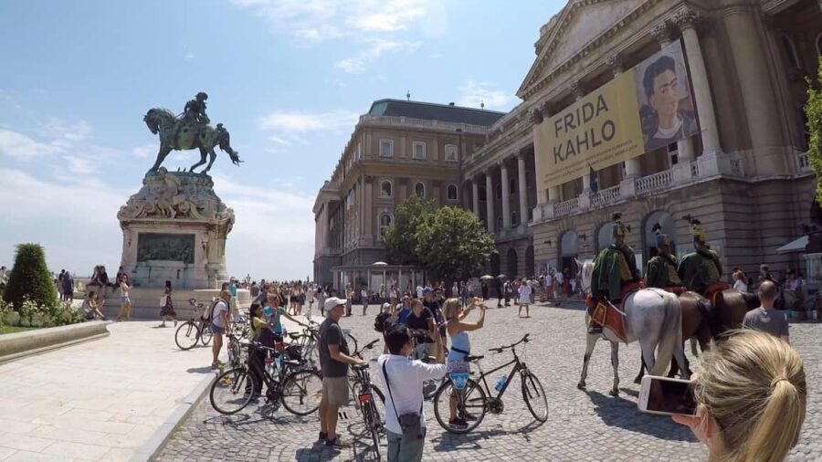 Budapest & Buda Castle e-Bike Tour with a local guide - Entering the Buda Castle District with an e-bike advantage