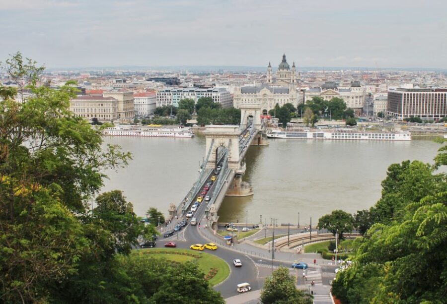Budapest: Castle District Walk with Matthias Church Entry - Matthias Church interior entry: Ottoman-era stories plus coronation legends