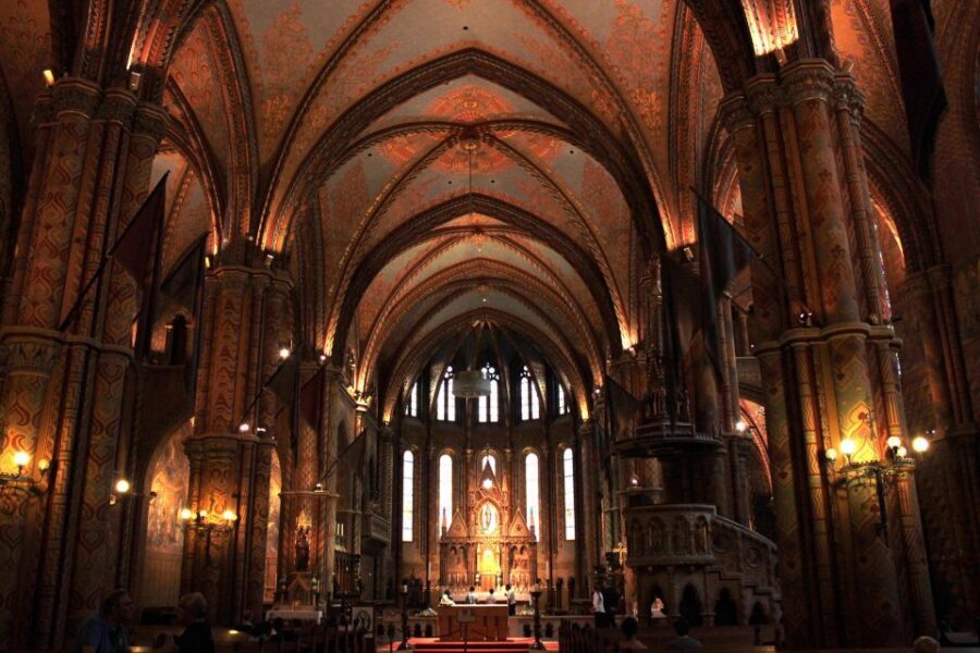 Budapest: Castle District Walk with Matthias Church Entry - Royal Palace and Presidential Palace zones: more than postcard walls