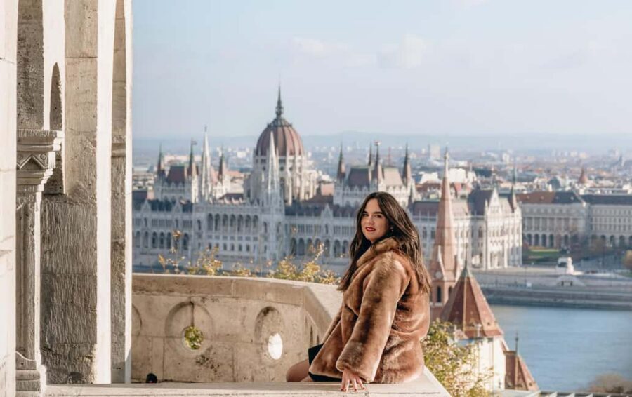 Budapest: Castle Hill Photoshoot with Private Photographer - Buda Castle Cobblestones and Courtyards: The Posed-Candid Mix