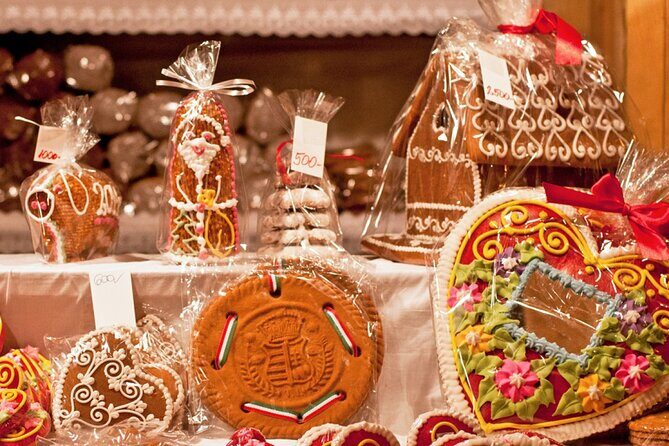 Budapest Christmas Market Tour with Basilica visit & Chimney cake - Three markets in one route: how the tour keeps variety without exhaustion