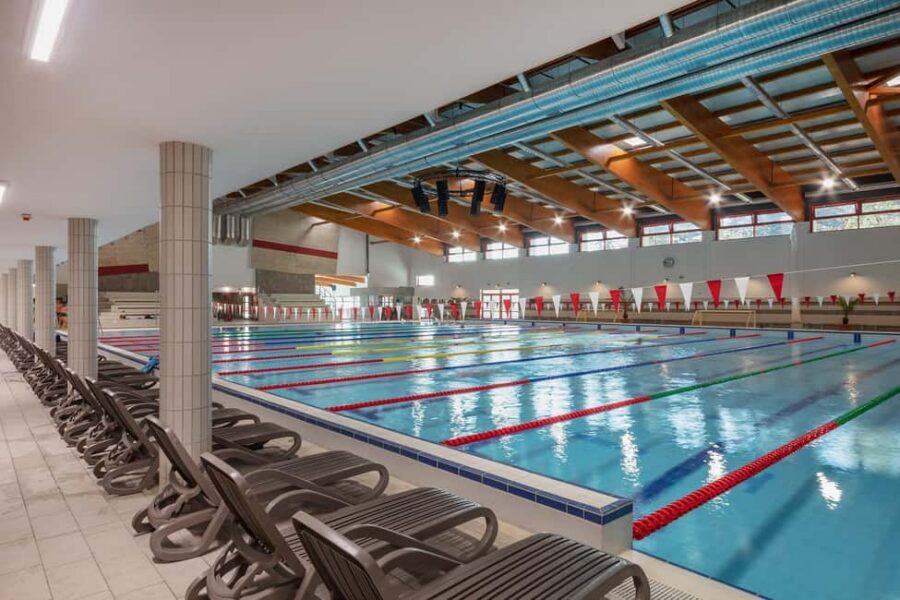 Budapest: Csillaghegyi Árpád Spring Baths Entry Ticket - What can disappoint in winter: fewer open areas, smaller-feeling indoor setups