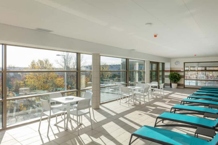 Budapest: Csillaghegyi Árpád Spring Baths Entry Ticket - Price and what your €-time buys: a full-day ticket for soaking + wellness