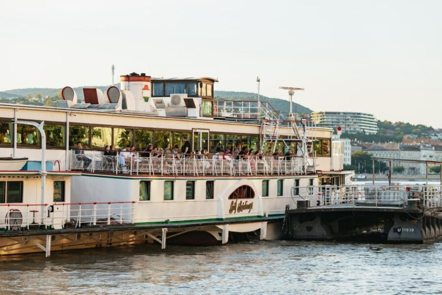 Budapest: Danube River Cruise with Dinner and Prosecco - Key Highlights You’ll Care About