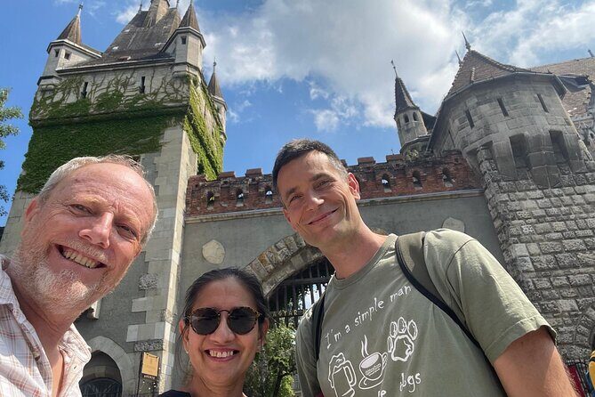 Budapest Essential Walk&Food tasting - Meeting point, timing, and how the day actually feels
