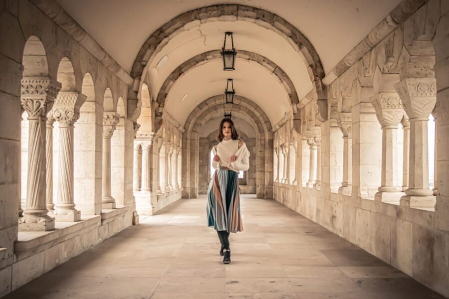 Budapest: Fast Private Photoshoot at Fisherman's Bastion - Timing and Weather: How to Protect Your Photo Day