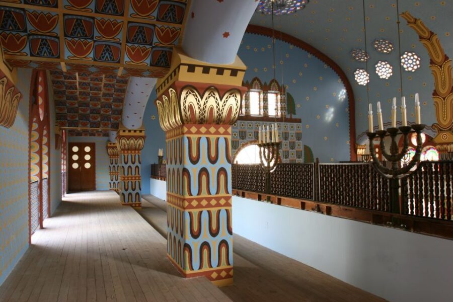 Budapest Grand Half-Day Jewish Heritage Tour - The synagogue triangle and the Jewish Quarter streets