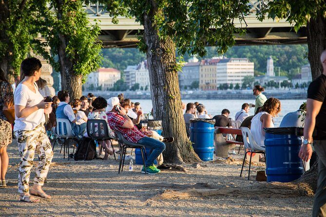 Budapest Grand Walk - Heroes Square and the Danube-bank showdown: Parliament and the monuments that explain the skyline