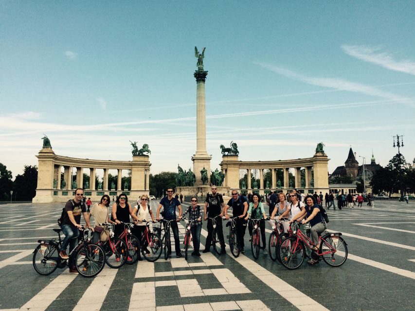 Budapest: Guided Bike Tour Plus - Elizabeth Bridge and the Chain Bridge: fast photo stops with big payoff