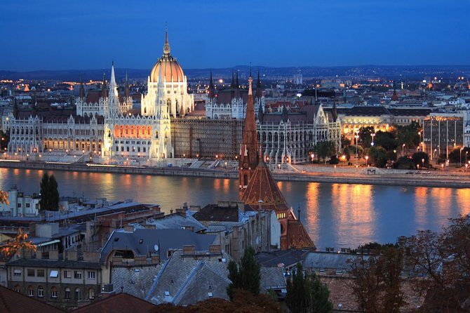 Budapest Highlights Self guided scavenger hunt and Walking Tour - How the scavenger hunt + walking tour works (no tour group required)