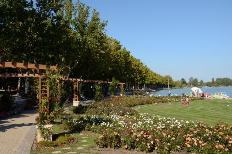 Budapest: Lake Balaton and Herend Full-Day Private Tour - Practical tips to make the day smoother