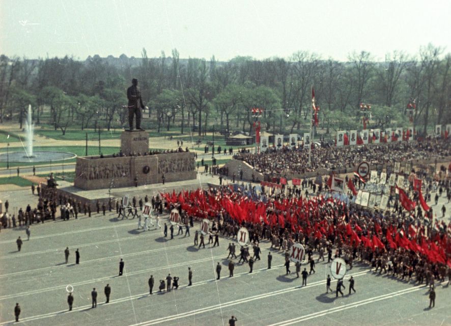 Budapest: Memento Park and Icons of Communism Guided Tour - Key things that make this tour worth your time