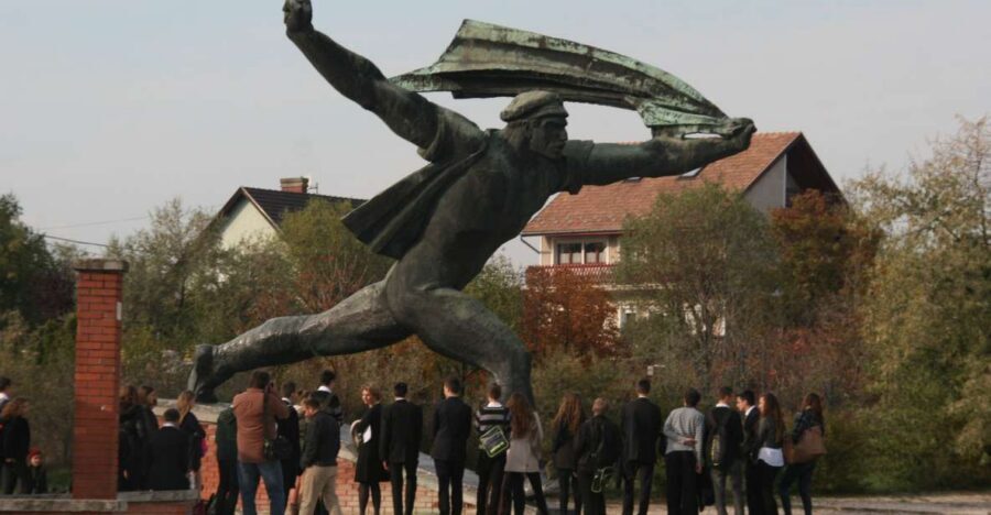 Budapest: Memento Park and Icons of Communism Guided Tour - Who this tour suits (and who should think twice)