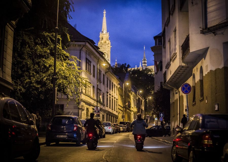 Budapest: Night Tour on MonsteRoller e-Scooter - Meeting E-Magine Rides and easing into the night