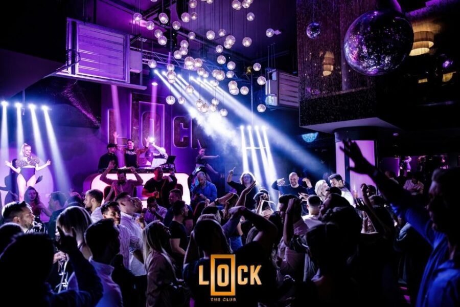Budapest Nightlife Ticket - Price and what you get with the Budapest Nightlife Ticket