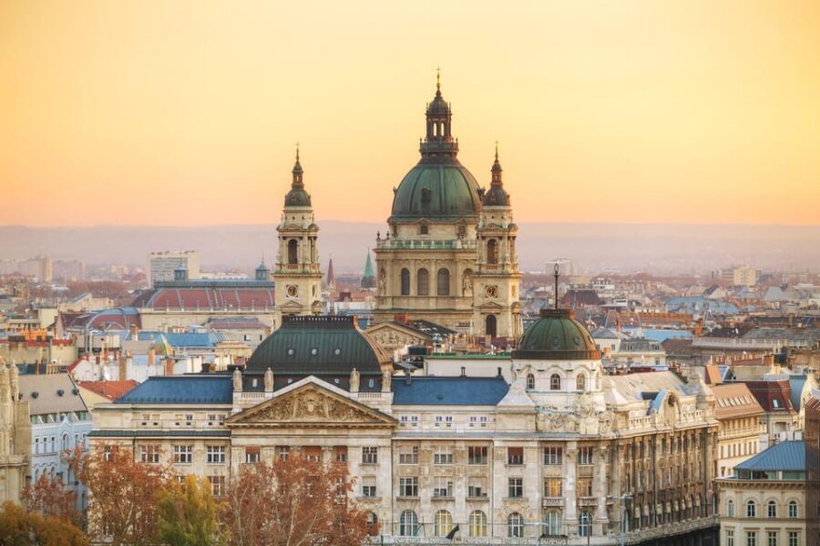 Budapest Old Town and Top Attractions Private Walking Tour - A simple plan to pair this with the rest of your day