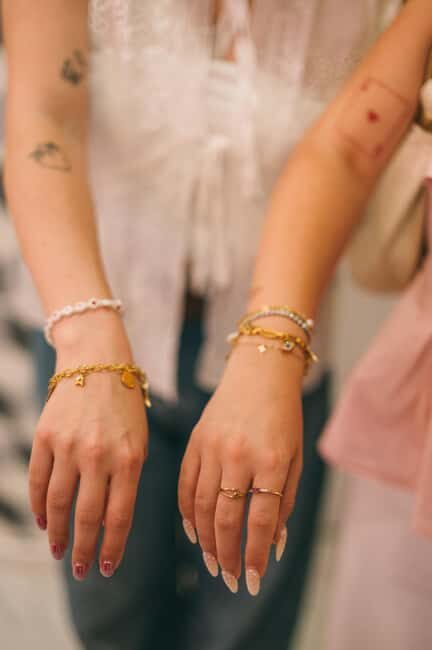 Budapest: Personalized Bracelet-Making Experience - Key things I think you’ll notice right away