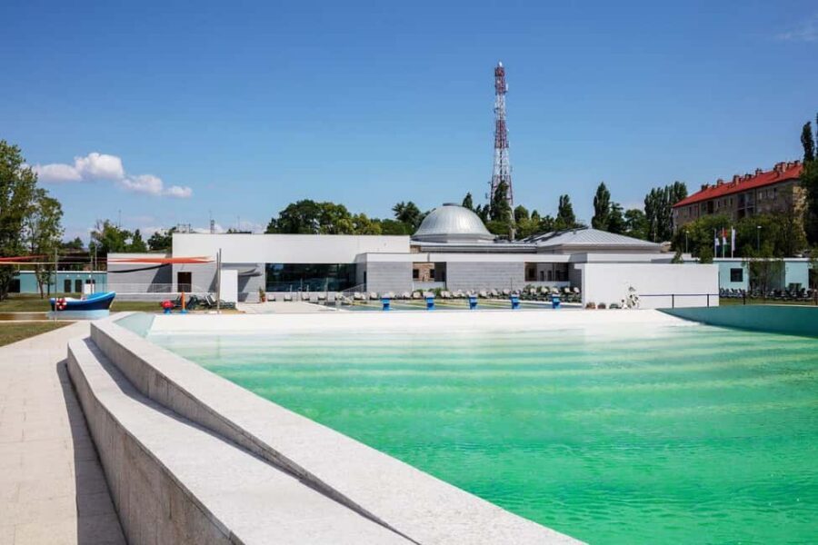 Budapest: Pesterzsébet Salt-Iodine Spa & Sauna World Ticket - The Iodine-Salt Water: What It’s Claimed to Help With