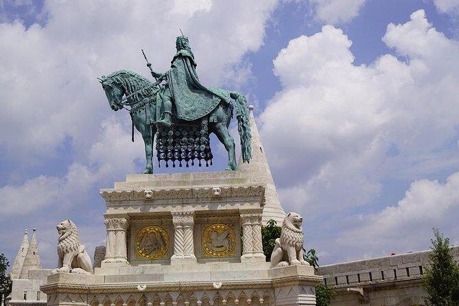 Budapest Private 2 hrs. Mercedes Sightseeing Tour - Citadella on Gellért Hill: the quick viewpoint payoff