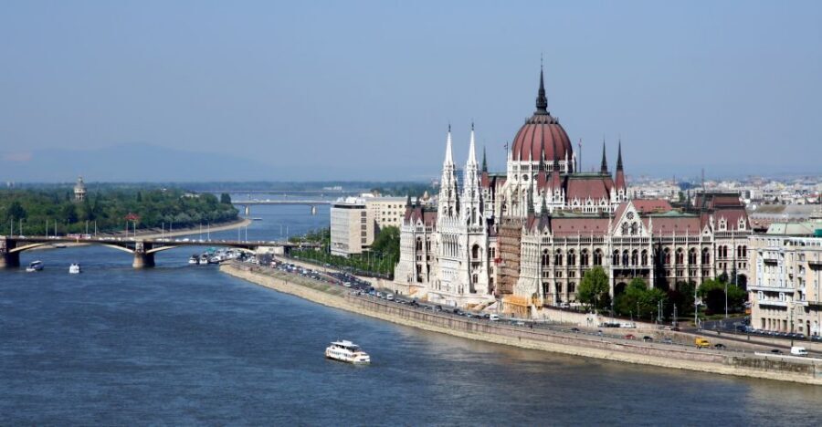 Budapest: Private 3-hour Guided City Tour by Bus - What to Watch For: Walking, Terrain, and Entrance Fees