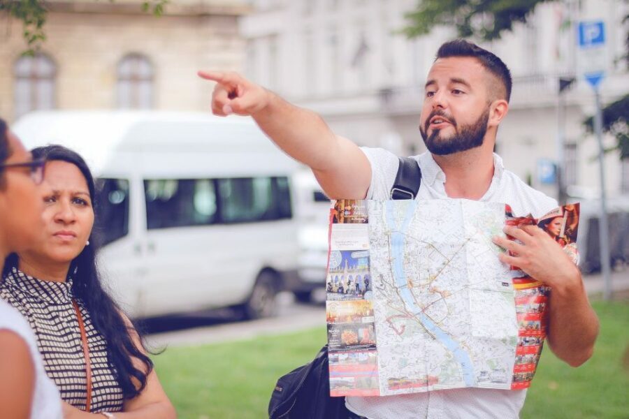 Budapest: Private 3-hour Guided City Tour by Bus - A Private 3-Hour Budapest Ride That Still Feels Like a Real Walk