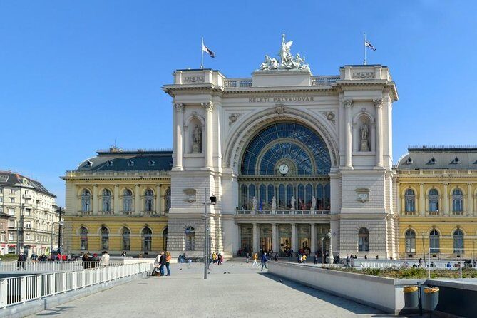 Budapest Private Arrival Transfer: Railway station to hotels - Getting Delayed Without Getting Stuck