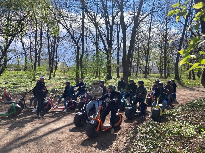 Budapest: Private Customizable Tour in French - Price and Value: What $200 Gets You (Up to 4 People)