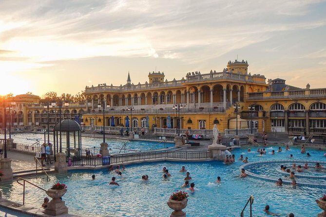 Budapest Private Full Day City Tour with a comfortable air -conditioned car - Baths and memorials: Rudas Baths drive-by and Shoes on the Danube Bank