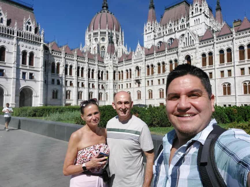 Budapest: Private Walking Tour with a Local - Meeting at Central Hungary: pickup that actually keeps you from wasting time