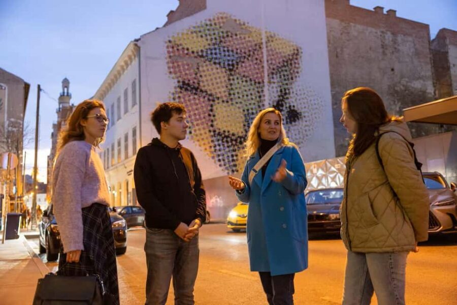 Budapest: Ruin Bars, Street Art, and Jewish Quarter Tour - Jewish Quarter Street Art Walk: Murals, Sculptures, and Graffiti with Context
